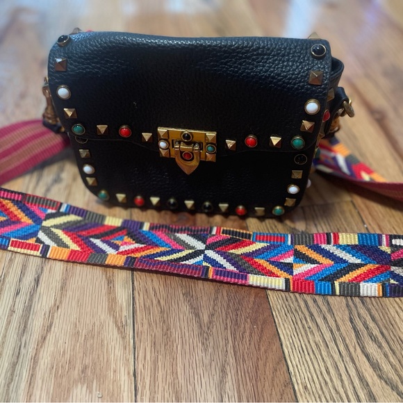 JAZZ ROCKSTUD LEATHER SHOULDER BAG - Picture 2 of 8